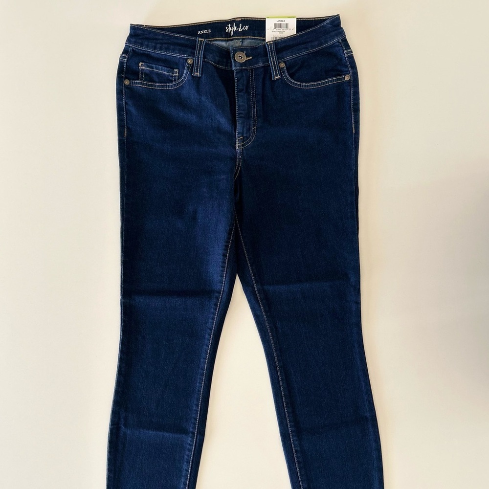 NWT - Style & Co Women’s Ankle Skinny High Rise Navy Blue Denim Jeans Size 4